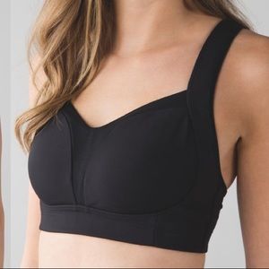 Lululemon Ta Ta Tamer High support sports bra